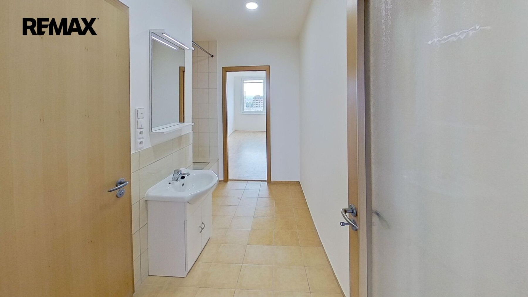 Pronájem slunného bytu 4+kk, 91m2
