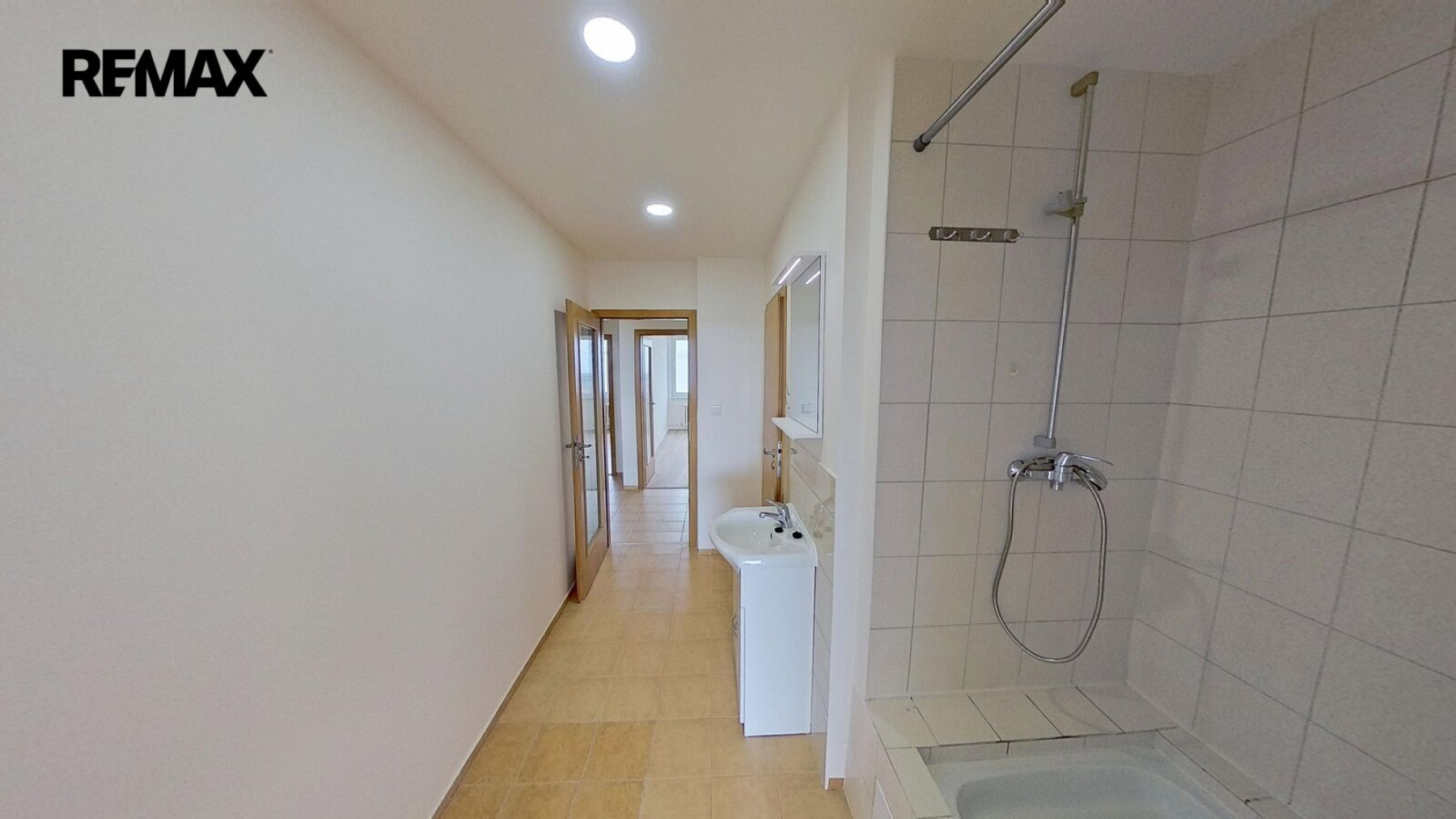 Pronájem slunného bytu 4+kk, 91m2