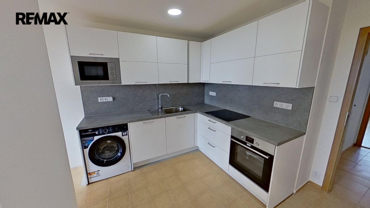 Pronájem slunného bytu 4+kk, 91m2